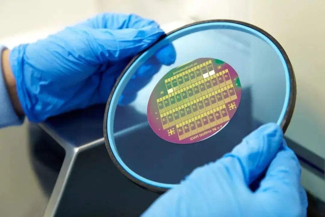 Mikä on kiekkojen liimaustekniikka?